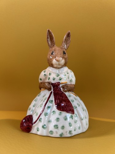 Royal doulton bunnykins - doulton, busy