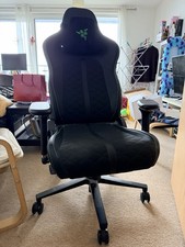 Razer Enki - Gaming chair with Integrated Lumbar Support  Black