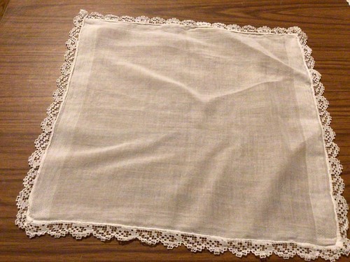 Vtg white lace border hanky - vtg,