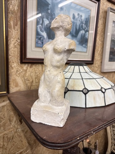 Stunning plaster signed - stunning,