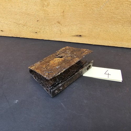 Relic ww2 no3 - relic, hinge
