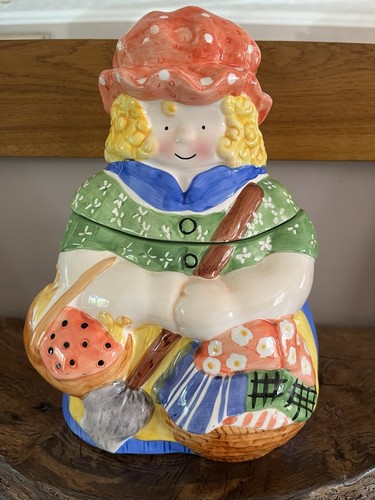 Vintage farmers wife ceramic - wife,