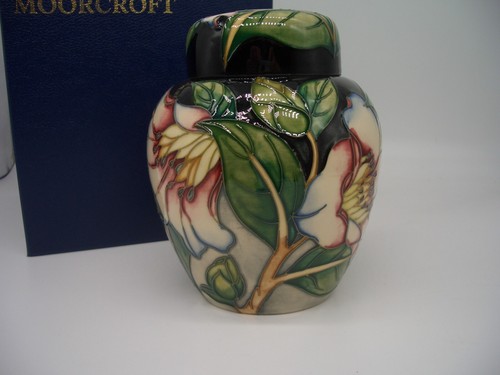 Limited edition moorcroft - edition,
