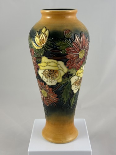 Moorcroft victoriana vase 1999 - vase,