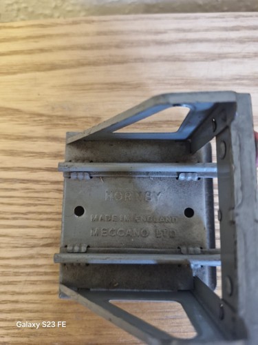 Hornby number buffer - hornby,