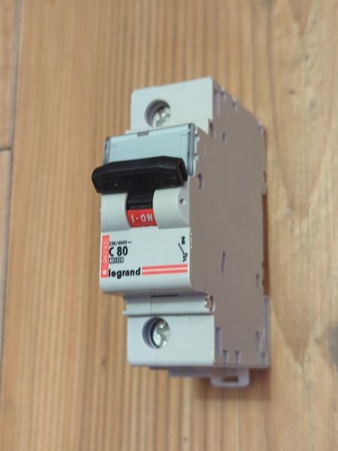 Legrand amp curve - 80,