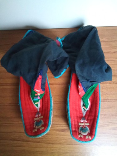 Felt tibetan boots - felt,