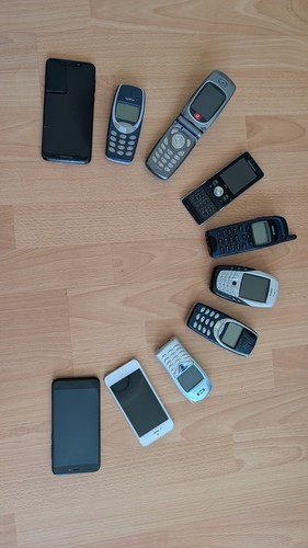 Vintage phones job - phones, mixed