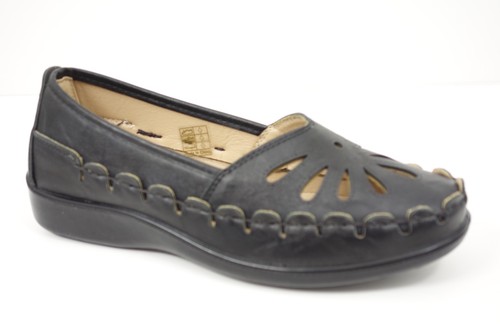 Flat low wedge shoes - flat,