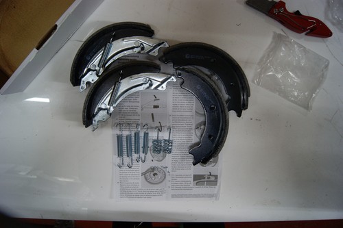 203 40mm knott brake shoe - x,
