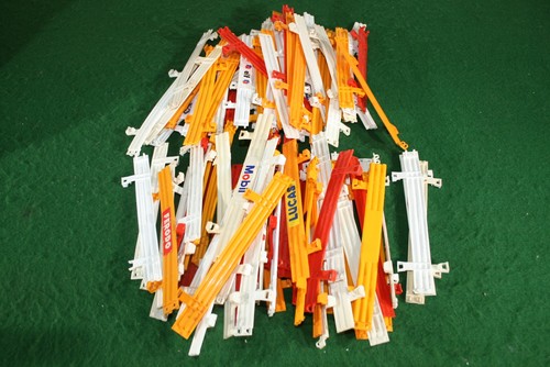 Scalextric barriers 100 - x,