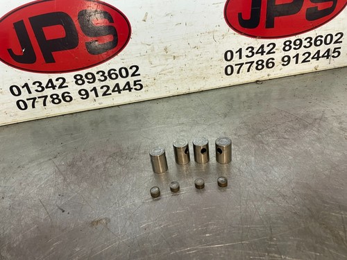 Cam follower and cap set - , x