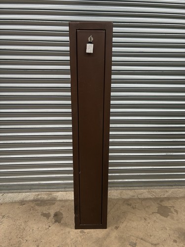 Gun cabinet with key - 3, 1