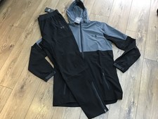 UA UNDER ARMOUR MENS WOVEN