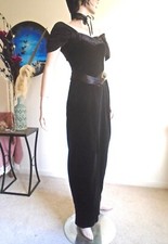 Gothic Black Velvet LAURA ASHLEY Evening Dress Off Shoulder Long Vintage 80's 12