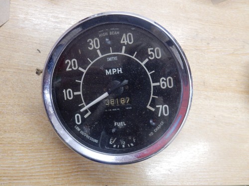 Smiths vintage car speedo - car,