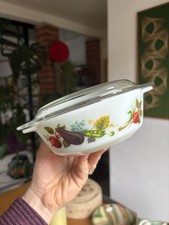 Vintage Pyrex Lidded Dish /