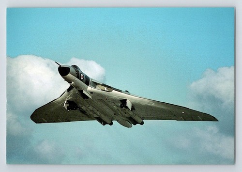Military aircraft avro vulcan - military, aircraft.