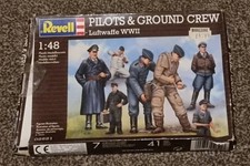 Revell pilots ground - ground, crew