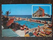 Caravan Motel, On the Ocean