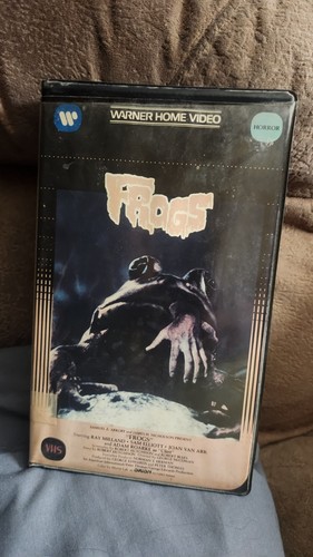 Frogs vhs clamshell 1983 - frogs,