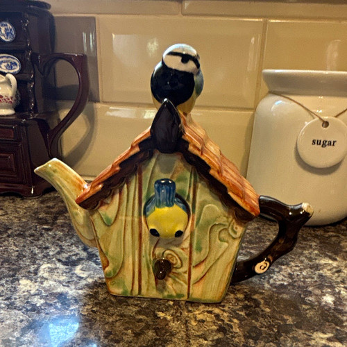 The teapottery bluetit birdbox - bluetit,