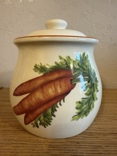 Cloverleaf Pottery Vegetable