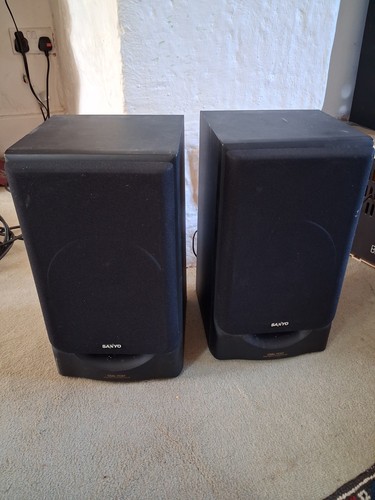 Pair vintage sanyo d40 - pair,