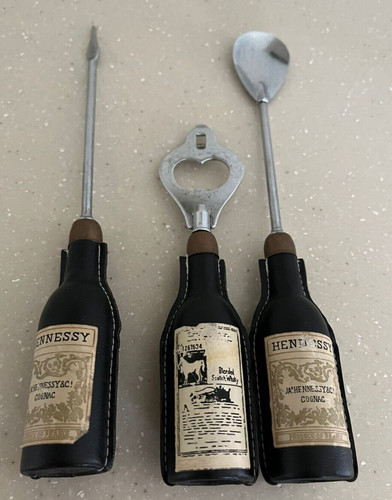 Vintage retro bar and cocktail