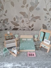 Childrens Wooden Dolls House