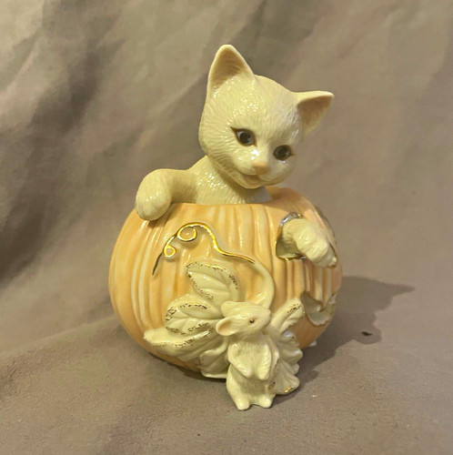 Lenox cat ceramic figurine - lenox,