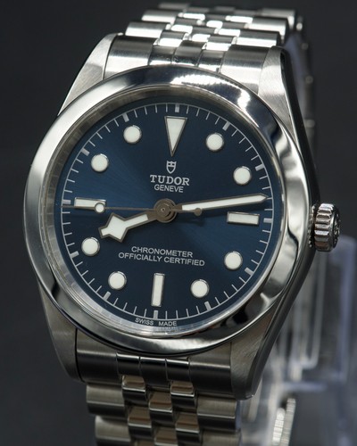 Tudor black bay - black, 39mm