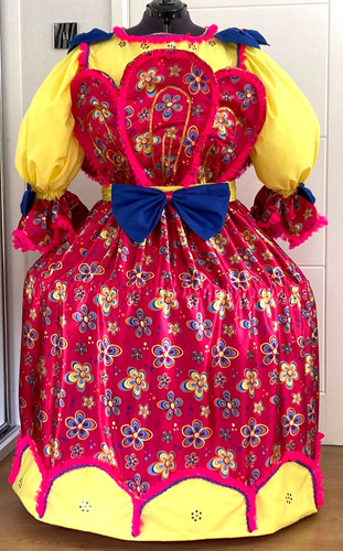 Pantomime dame costume chest - pantomime,