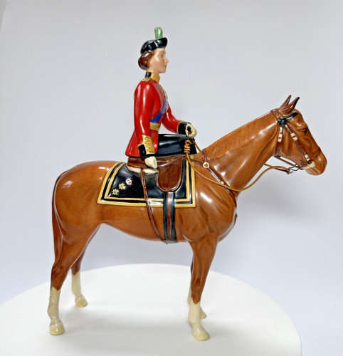Beswick figurine queen - figurine,