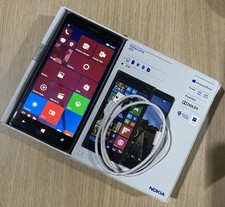 Nokia Lumia 830 window