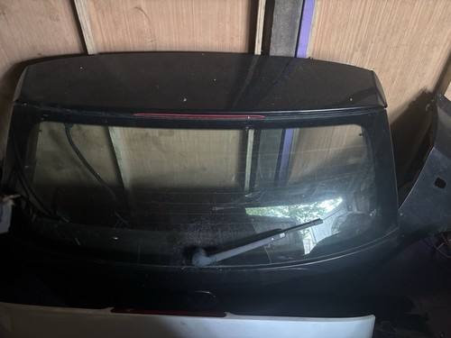Volkswagen polo tailgate black - polo,