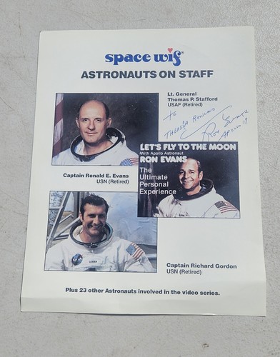 Let fly the moon signed - fly,