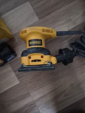 DeWALT  D26441 Corded Palm