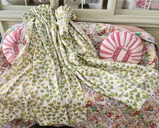 Pair of Tulip Floral Pencil