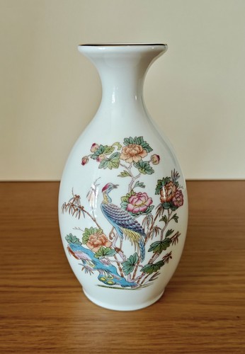 Wedgwood kutani crane - wedgwood,