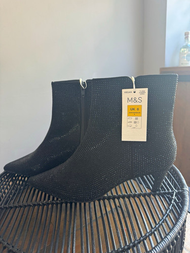 Women vegan black - m&s,