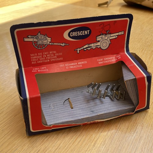 Vintage crescent toys 1249 - crescent,