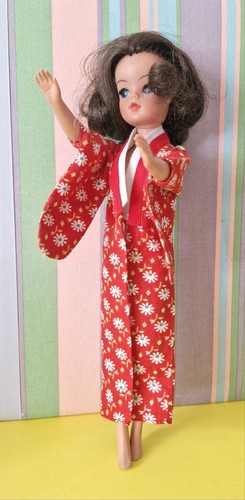 Vintage fashion doll size red - size,