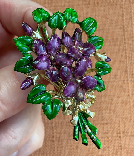 Vintage exquisite violet - exquisite,