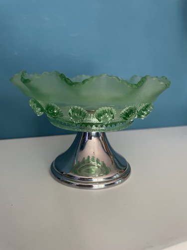 Vintage ruffled green glass - ruffled,