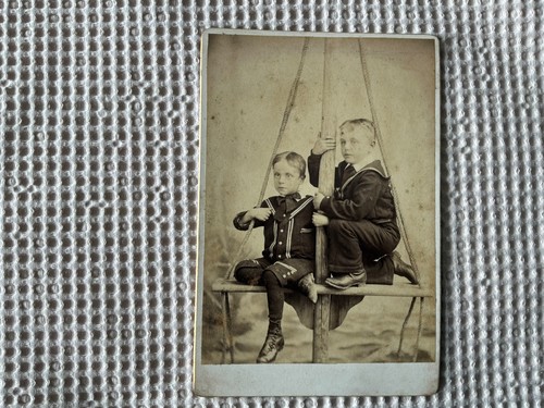 Cabinet card children in - -,