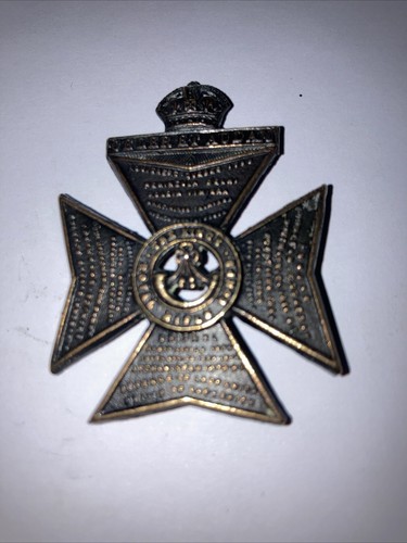 Military cap badges - ,