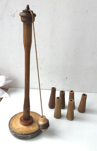 Naive rustic wooden bar - naive,