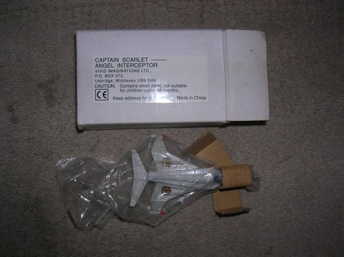 Captain scarlet vivid - scarlet,