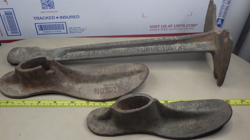 Antique cast iron cobbler shoe - iron,